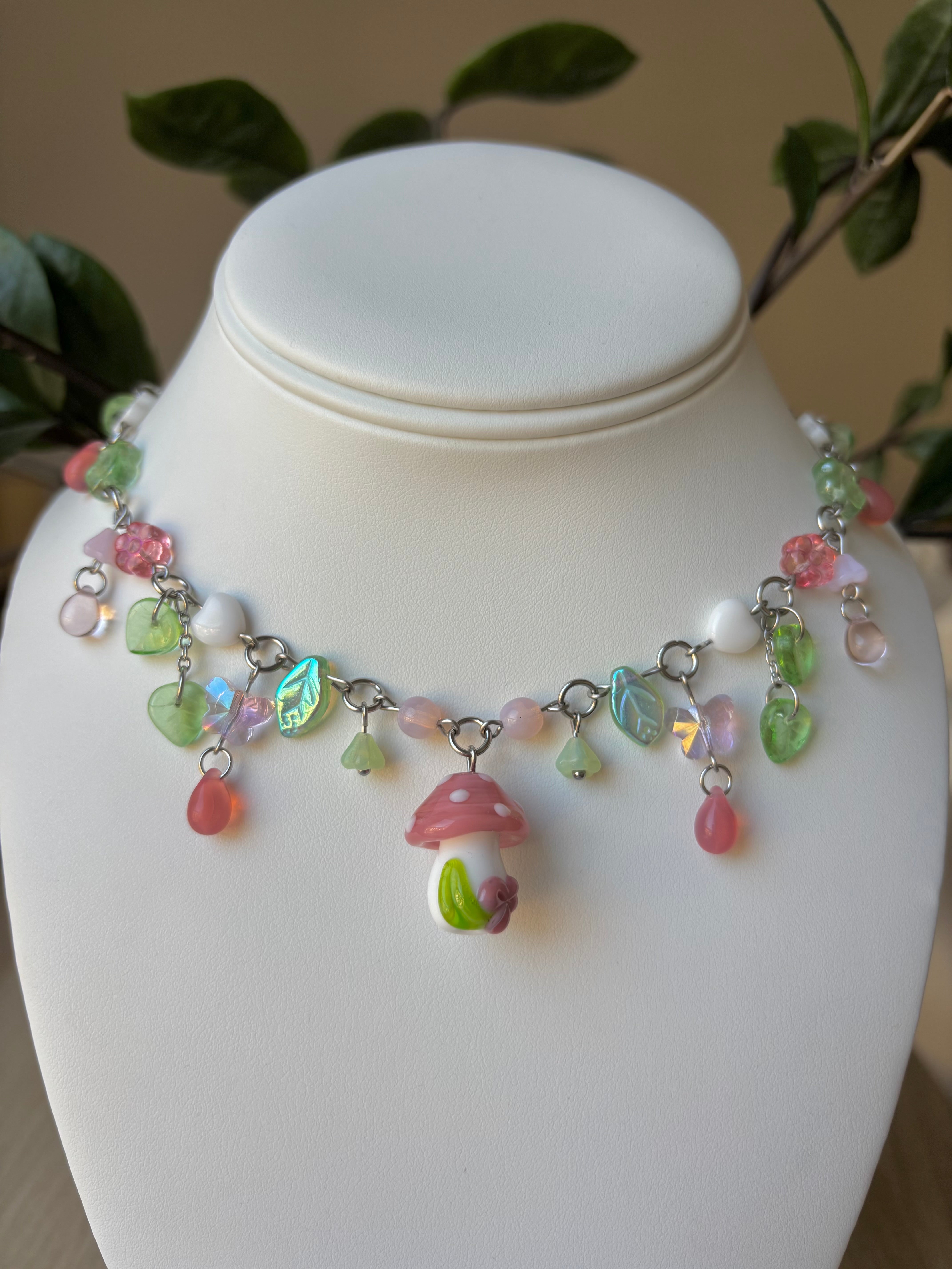 Lovers Grove Necklace