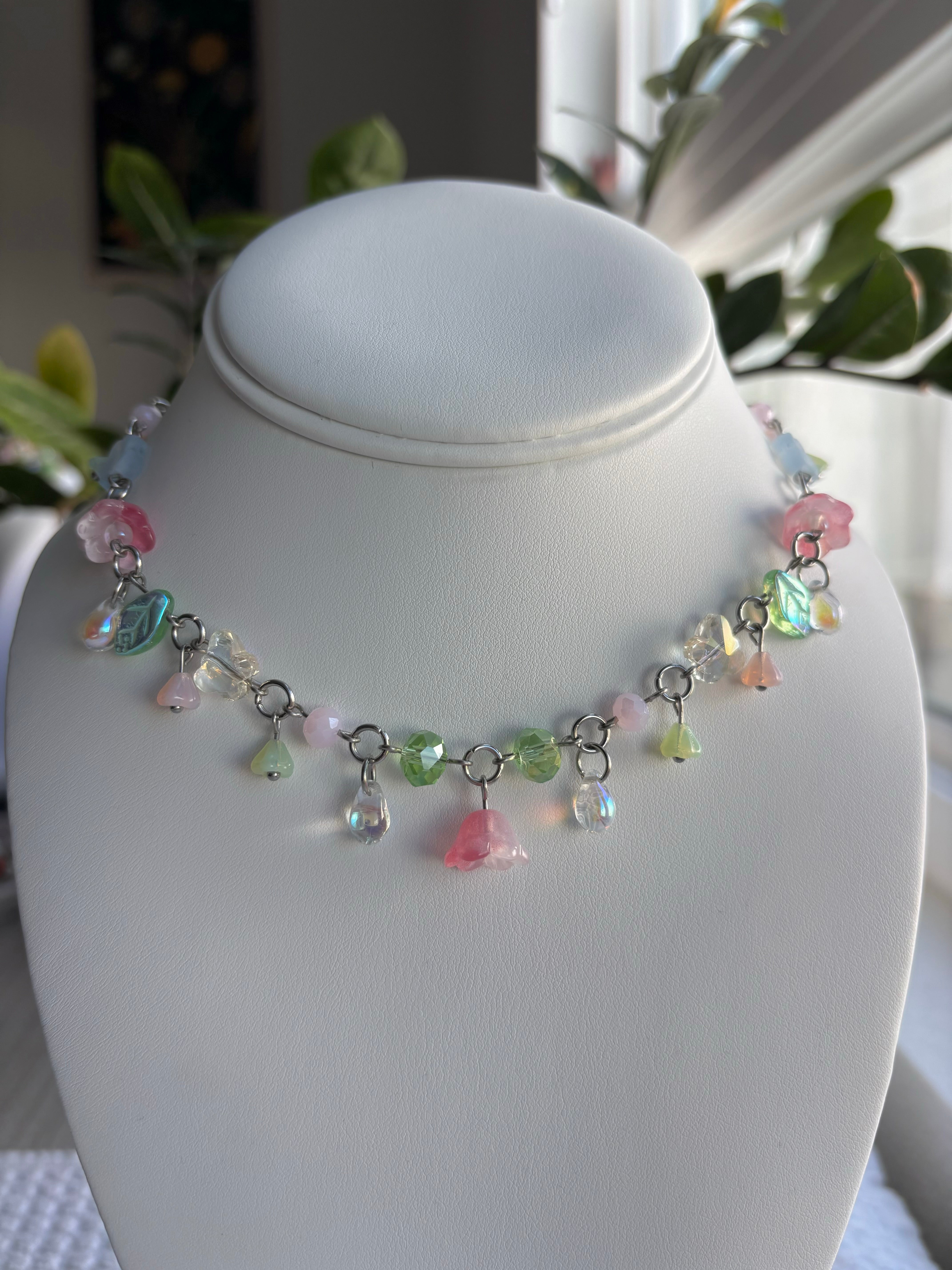 Spring Dew Necklace