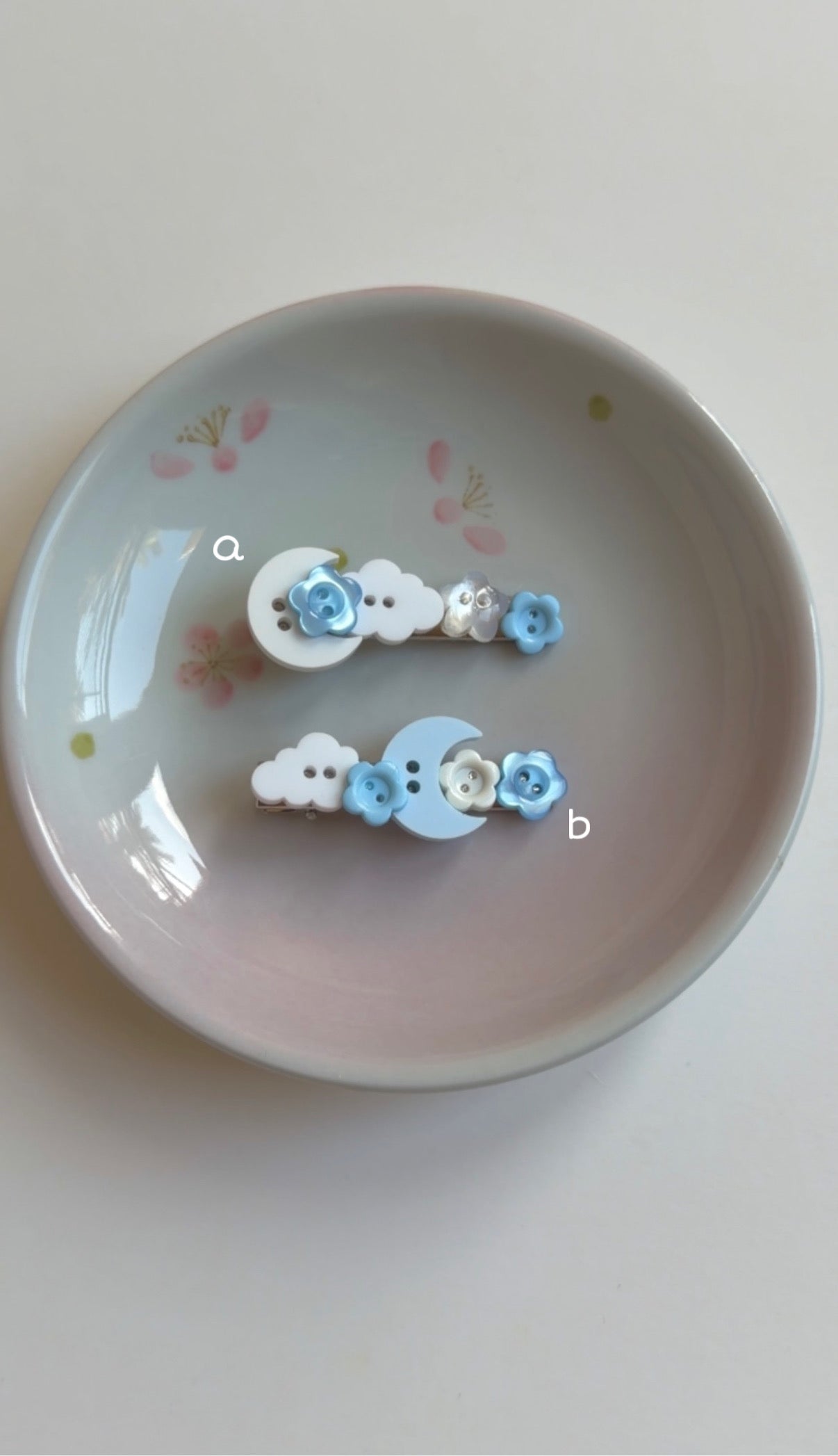 Dreamy Button Hair Clips