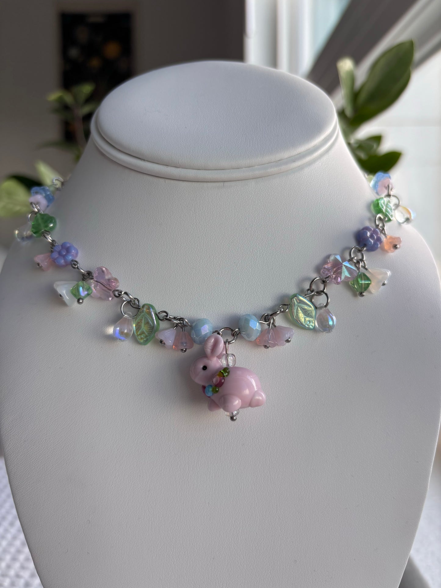 Pinky Bouquet Bunny Necklace